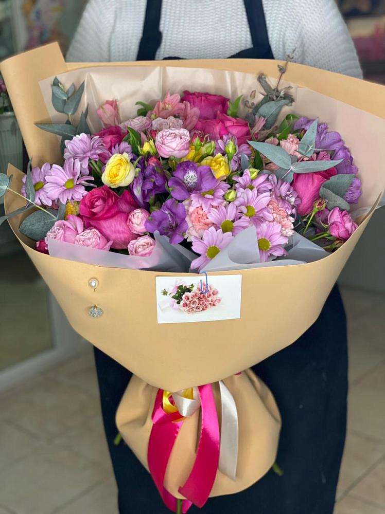 Букет цветов из: Хризантемы, Гвоздики и Альстромерии в Ильинское