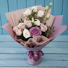 Букет цветов из:  Розы и Лизиантусы в Ильинское