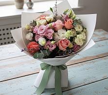 Букет цветов из:  Розы, Лизиантусы и Гвоздики в Ильинское