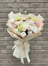 Букет цветов из:  Гвоздики, Розы, Лизиантусы и Хризантемы в Ильинское