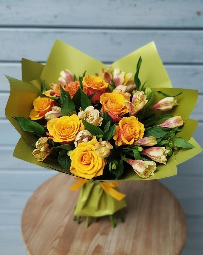 Букет цветов из: Альстромерии и Розы в Ильинское