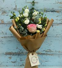 Букет цветов из:  Розы и Лизиантусы в Ильинское