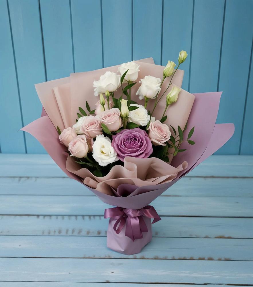 Букет цветов из: Розы и Лизиантусы в Ильинское